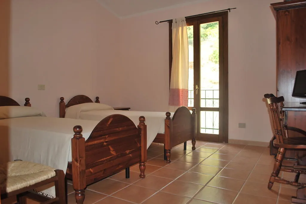 *** Bed & Breakfast Bed and Breakfast Punto Di Ristoro Uttolo Baunei Itálie